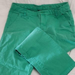 Khakis by GAP SIZE 6 green pants